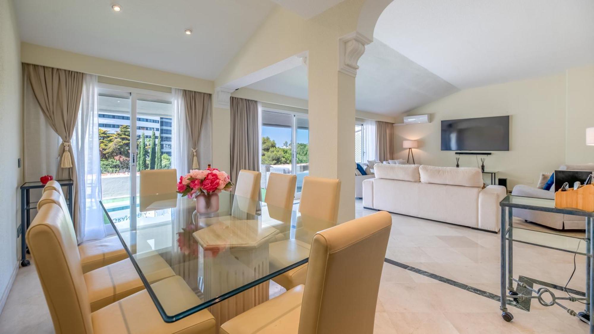 Penthouse Boutique Suite Marbella Bagian luar foto