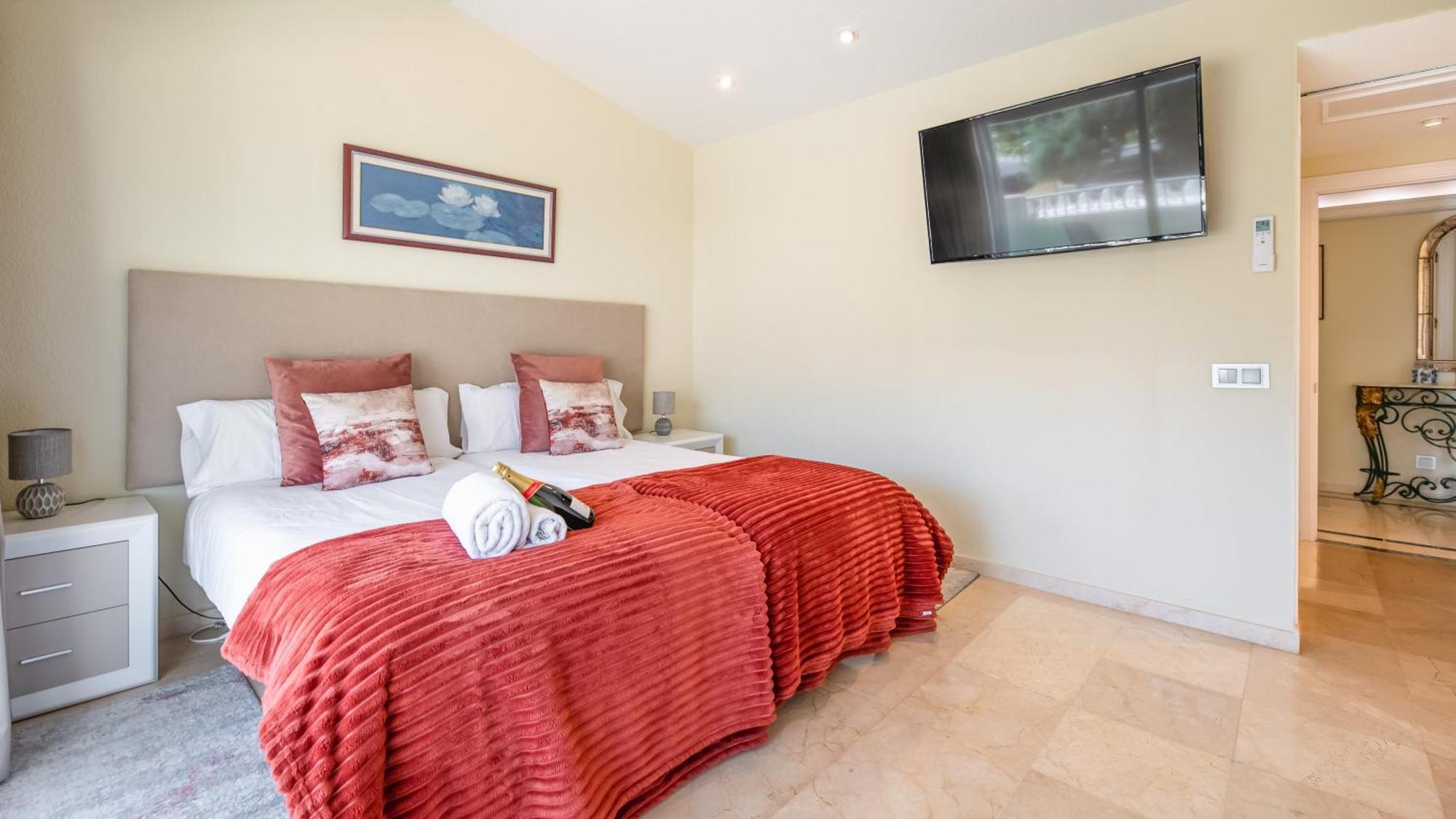 Penthouse Boutique Suite Marbella Bagian luar foto