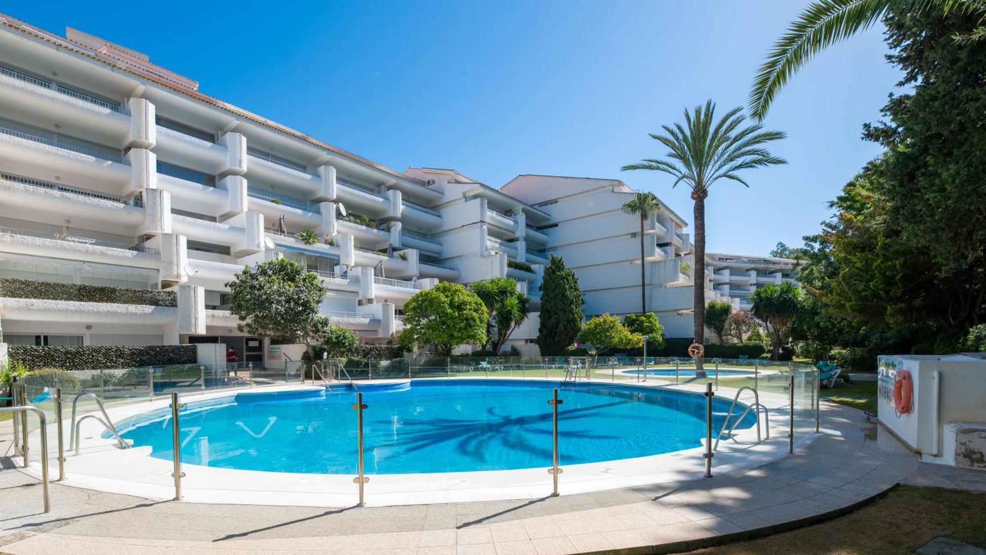 Penthouse Boutique Suite Marbella Bagian luar foto
