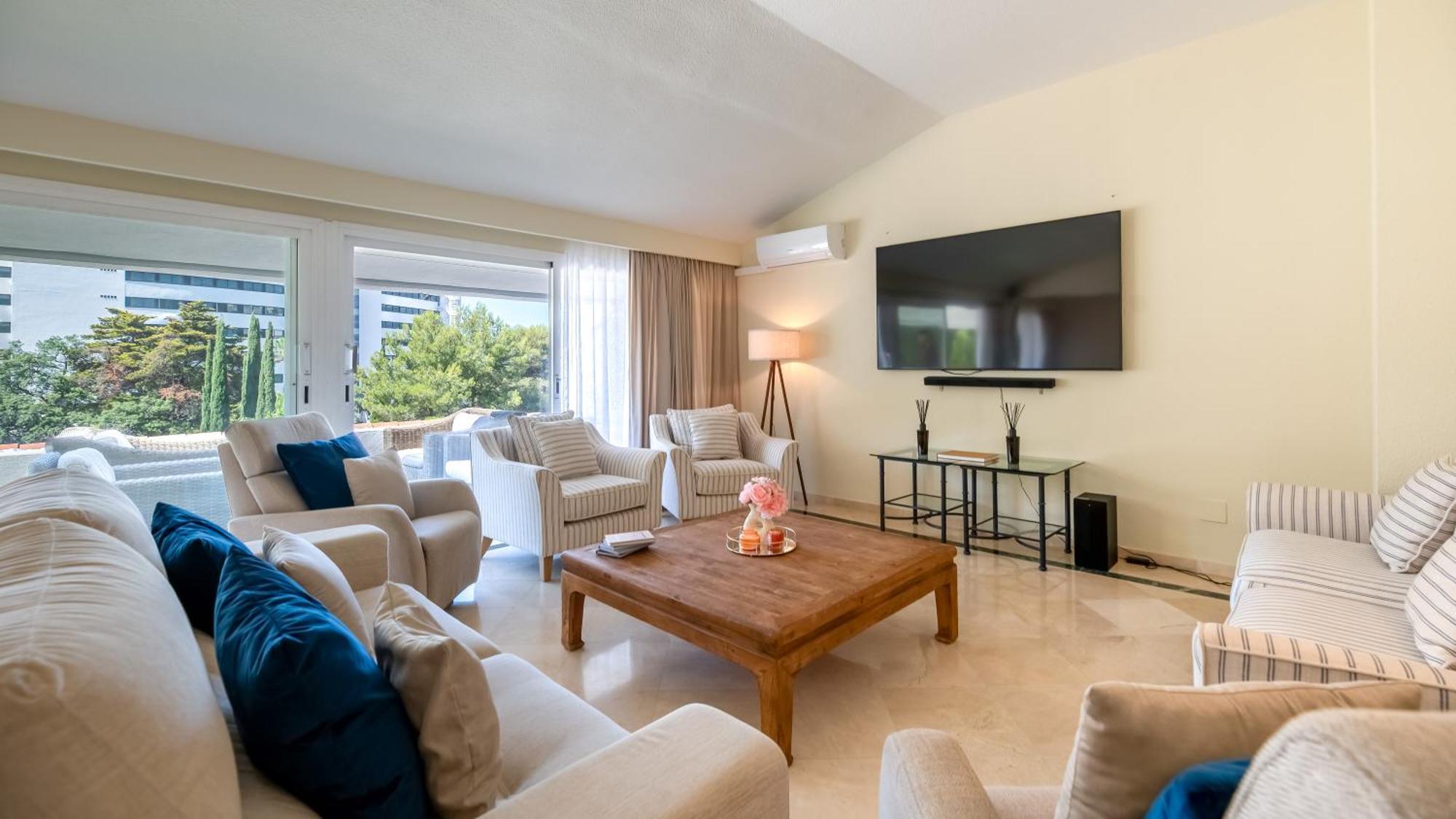 Penthouse Boutique Suite Marbella Bagian luar foto