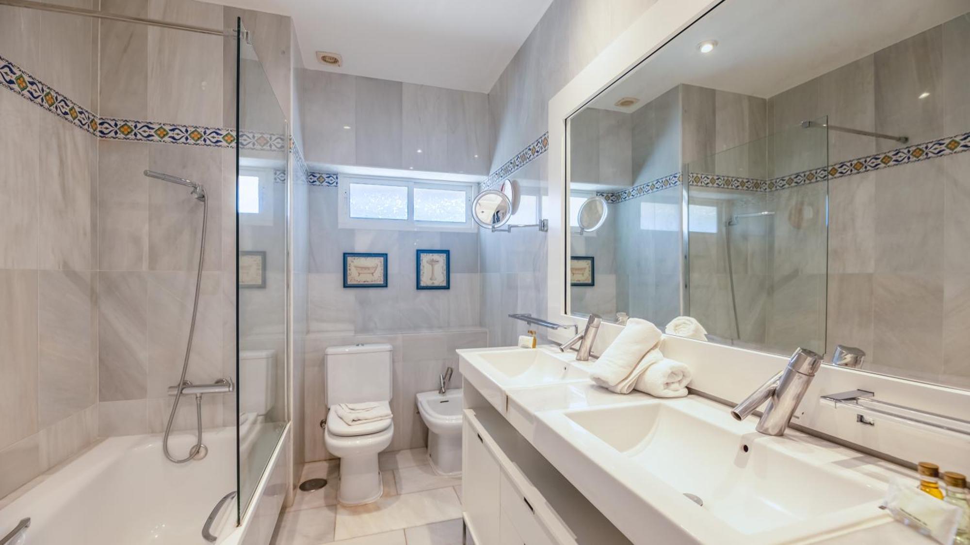 Penthouse Boutique Suite Marbella Bagian luar foto