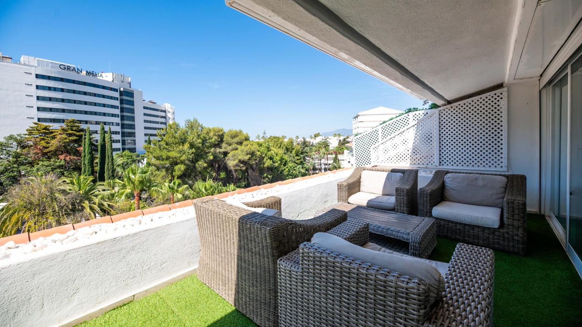 Penthouse Boutique Suite Marbella Bagian luar foto